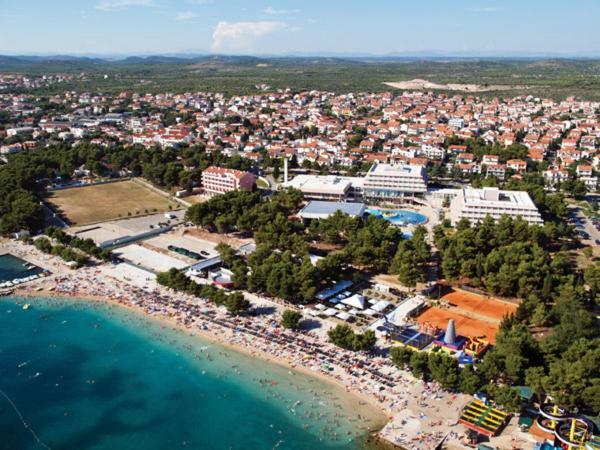 Apartments Milka Vodice Buitenkant foto